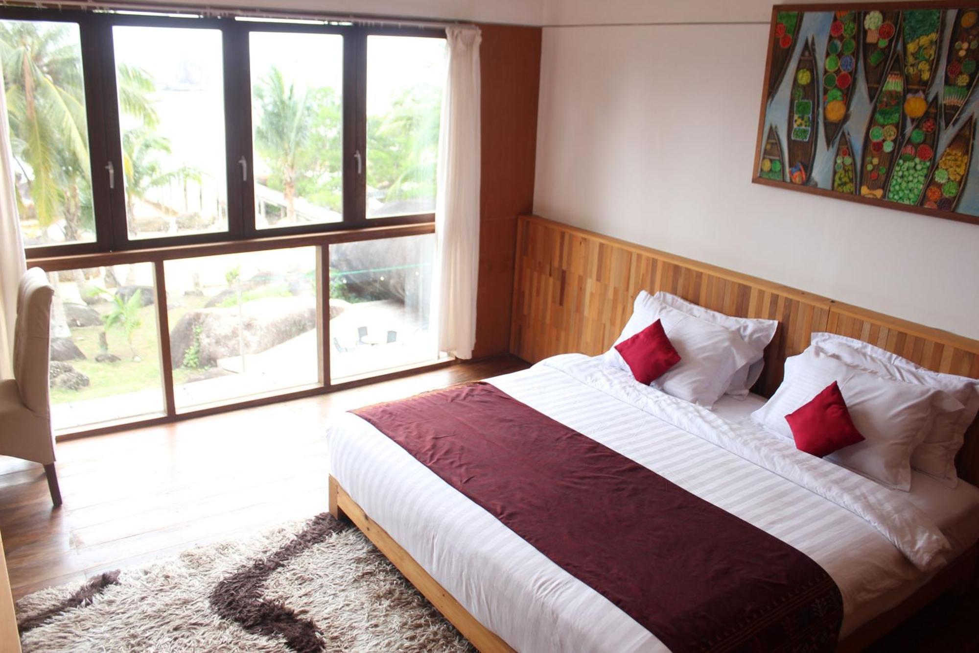 Natuna Dive Resort Ranai Exterior photo